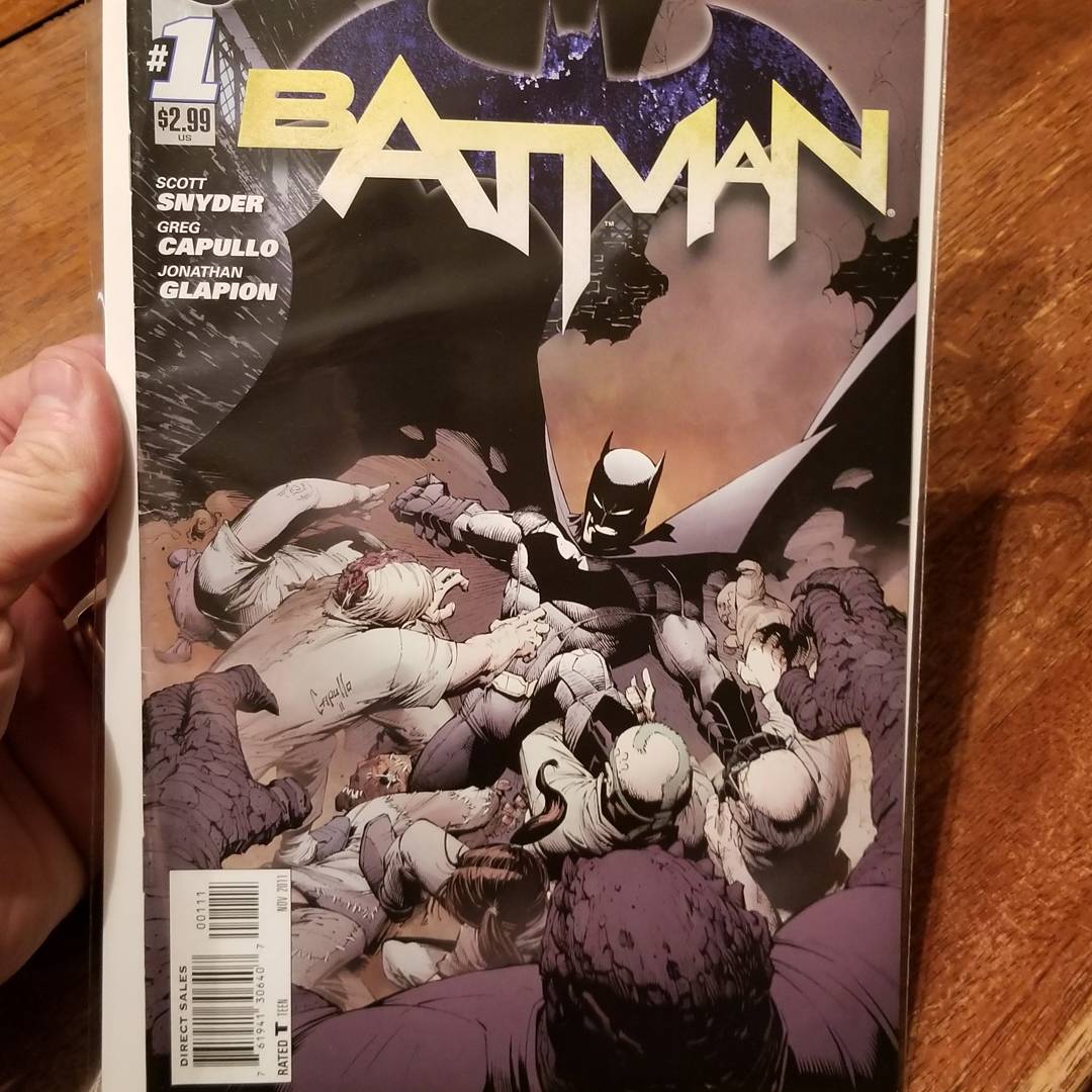andsoldit's tweet image. Batman says come check out the fun tomorrow night at 8:30 central time. If you want to join the fun follow my live auctions at twitch.tv/andsoldit where quality happens. #Batman #Comics #win #RETWEET #FOLLOWME #DC #Marvel #twitch #streaming #live