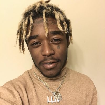 MenOfColour's tweet photo. i love this pic of uzi he looks like an auntie that drinks chamomile tea and watches a lot of HGTV https://t.co/aPLABz8R1k