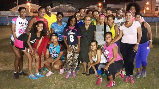 MariaRamosC3's tweet photo. Amo ver a todos feliz por medio del #Deporte es por eso que seguiré #apoyandoeldeporte #PorElProgresoDeColón les presento a mis nuevas #Ahijadas de @flagstealers el primer equipo de #FlagFootball femenino 🏈 en #Colón #MariaRamosLaMadrina #ViceAlcaldesaEscucha https://t.co/7PwdMtf0lp