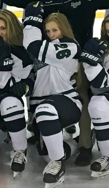 tylergtravis's tweet photo. Happy Birthday π @HurstWHockey @sarahhine7 #BirthdayWorkouts πͺ https://t.co/IYBvPdYELZ