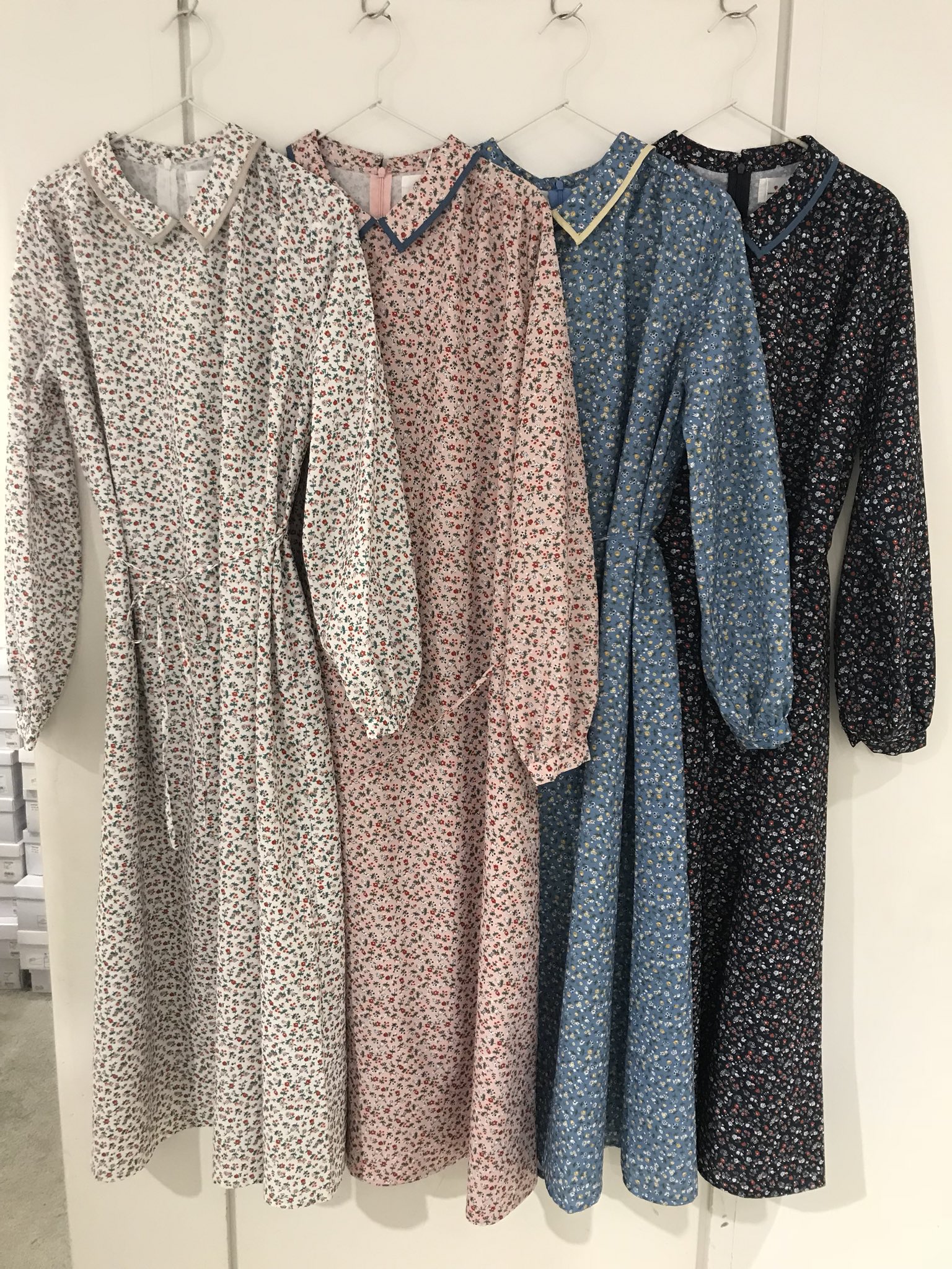 Merry Jenny新宿店 على تويتر 新作情報 花柄シャツマキシワンピース オフホワイト ピンク ブルー ネイビー 8 900 税抜 03 3351 9028 Merryjenny