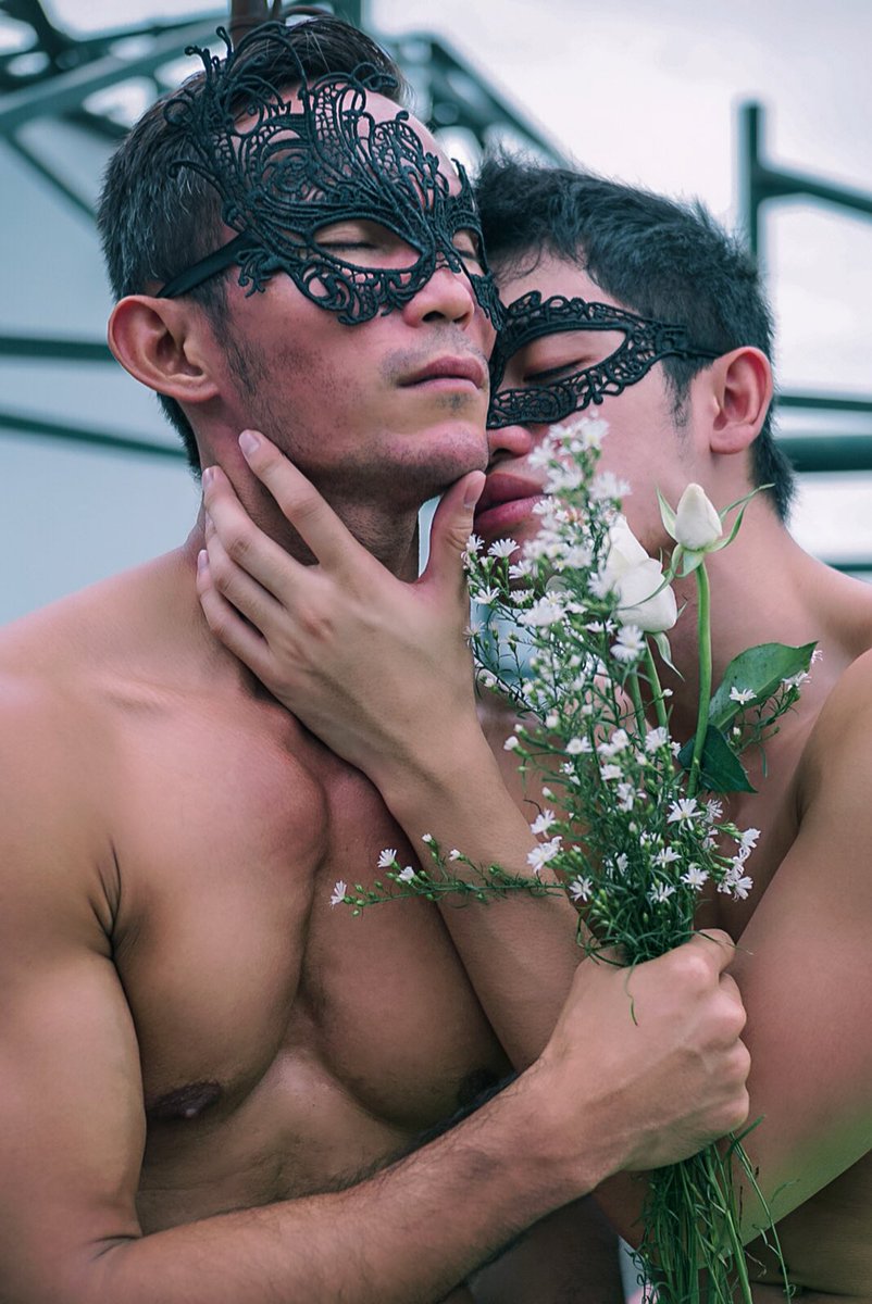 JunMarasigan06's tweet photo. Featuring Theme | A L T E R S IN LOVE 

Photographer | Philip Jerico Castro Vargas
Co-Model | Ri Ranjo

#asianHunk #pinoyAsian #pinoyHunk #asianMale #aspiringModel #fierce #pinoymalehunk #malePinoyHunk #nudeart #nudist #bodyart #bodyshape https://t.co/fCeSEy3KfF