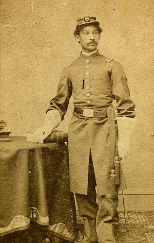 fatekeep's tweet photo. Anderson Ruffin Abbott, doctor, surgeon (born in #Toronto) was the first Canadian-born person of colour to graduate from medical school. #blackhistorymonth #canadianblackheroes #africancanadian #canada #blackhistory #canadianmedicalhistory #canadianhealthcare #ontario https://t.co/orB7Us7i0X