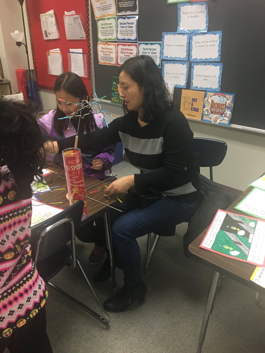 graham204PA's tweet photo. What a fun Open House (party)/game night in Project Arrow! #buildingcommunity #gamesgalore #parentsplayhard #futureready204 https://t.co/bMRwaoOg37