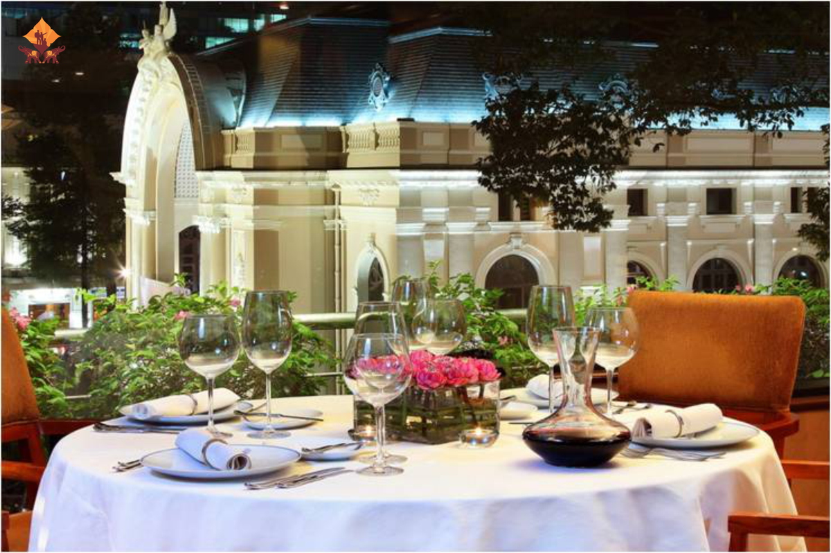 worldwide_asia's tweet image. A fine-dining restaurant with a cosmopolitan outlook, Reflections&apos; award-winning team is dedicated to serving creative dishes from around the world to diners in the heart of Saigon.   #CaravelleSaigon 
#WWA #Foodie