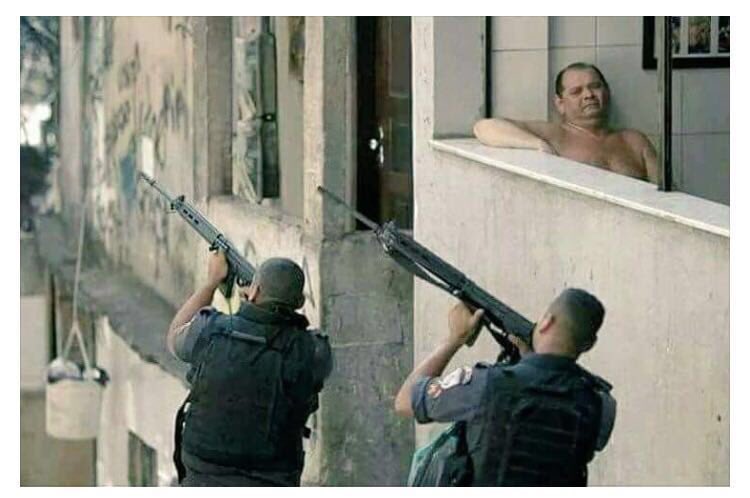 hemanshujain's tweet photo. When they fight on emails and you are just on cc https://t.co/pUONKQN4E0