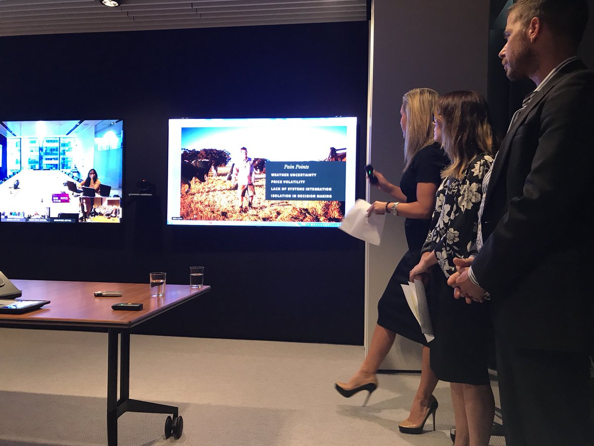 ericknight's tweet photo. Wonderful to be using #designstrategy to tackle some major issues facing insurance in the meat and livestock industry w/ @SwissRe @sydney_business https://t.co/VDuyuCxOTZ