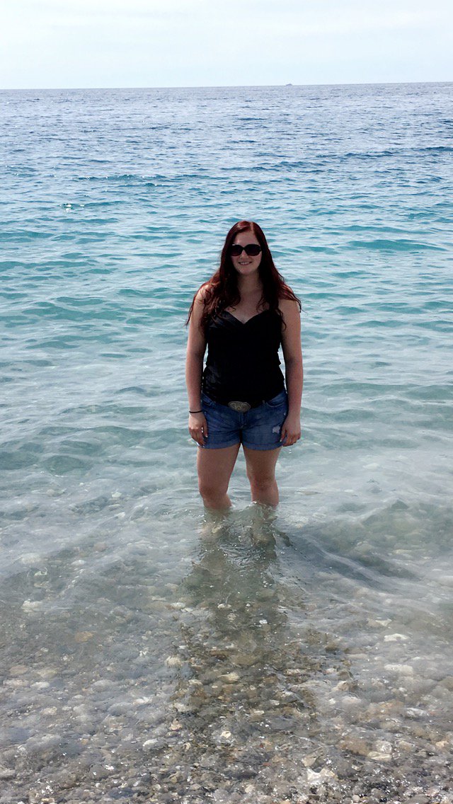 BritMeiklejohn's tweet photo. Laying here dreaming of Nice, France and it’s gorgeous beaches... #takemeback https://t.co/EF5QSbWYVI