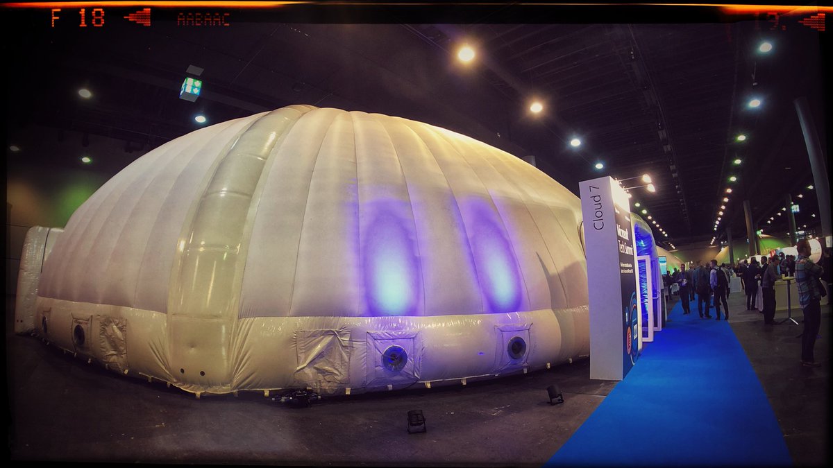 admiraltolwyn's tweet image. #Microsoft brought the #cloud to Frankfurt. Literally. #WindowsITPro #MSTechSummit