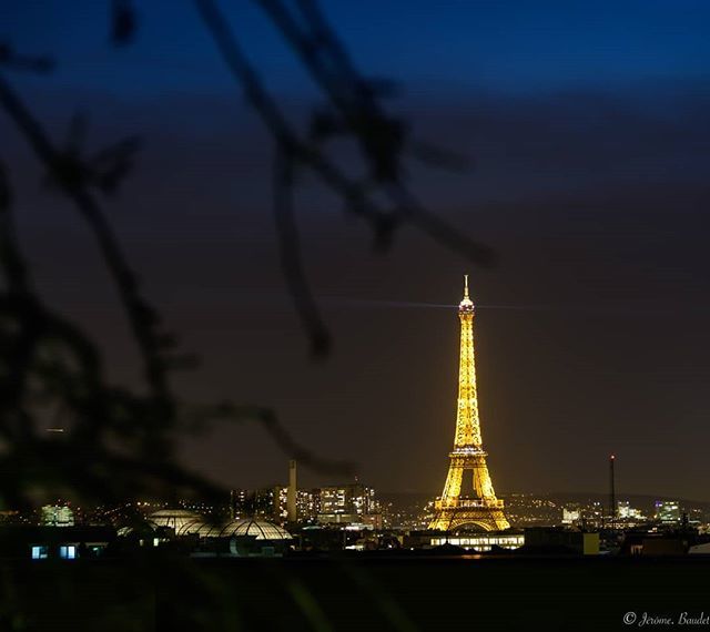 niarky's tweet photo. Pour continuer la série de #nuit sur les #toits de #paris
Another #night view of Paris #rooftops .
.
.
.
.
#nikon #nikonfr #nikond7500 #nikond7500photo 
#france #french #paris #parisisbeautiful #mybeautifulparis #iloveparis 
#4twitter #fb #bluehour #tour… https://t.co/vFzid5hE8T https://t.co/mz9a6sLl1G