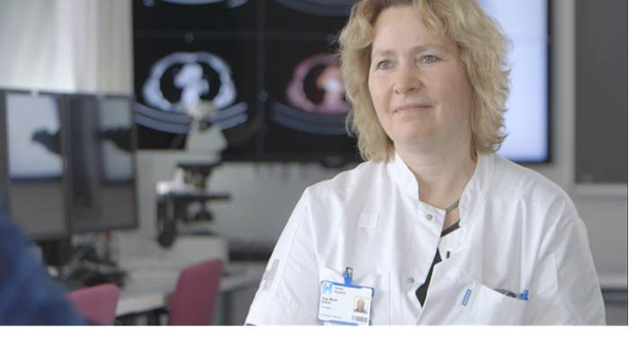 HerlevGentofte's tweet photo. Herlev Hospitals Center for Cancer Immunterapi er de første til at teste T-celleterapi mod æggestokkræft, skriver Onkologisk tidsskrift. Lovende resultater, siger professor Inge Marie Svane  https://t.co/GeQ0lX1OQf @cancer_dk @KnaekCancer @RegionH https://t.co/1VmtIujPIa