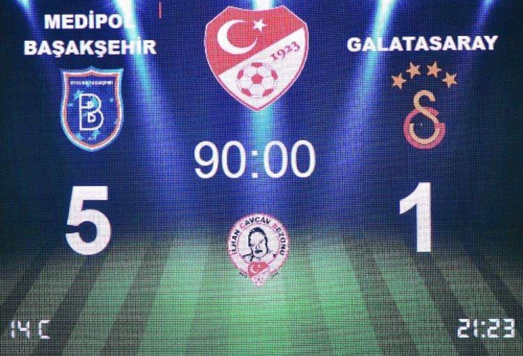 Beşiktaş 5-0     gs burda 10 kişimiydi ? Fenerbahçe taraftarıyım ama yabancı takımına alınan başarı yada malubiyet hepimizin :))