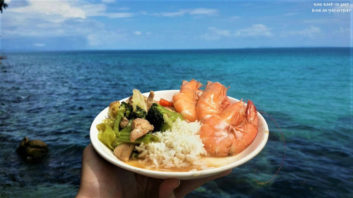 Pantip1996's tweet photo. โอ้วว จอร์จ 😱 3 วัน 2 คืน มันดีอะไรยังงี้ 🏖 กับทริปเกาะกูดงบ 3,000 บาทยังเหลือ ที่ทั้งกินอิ่มและเที่ยวเพลิน 👍 https://t.co/nAcg2UN3Sm https://t.co/UNibOdejnc