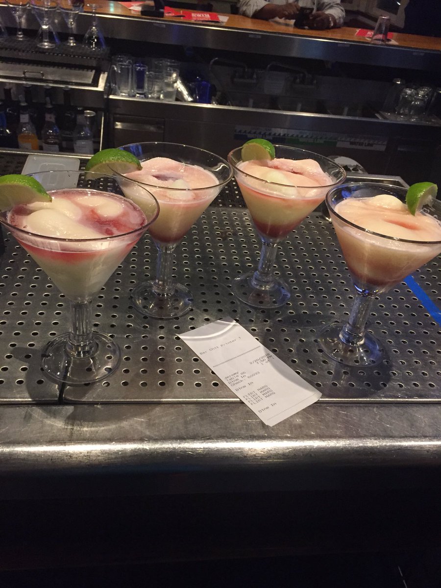 stheriot94's tweet photo. Flirt Margs are almost gone! Get them while you can!!! #ChilisLove https://t.co/8ISzdTGISX