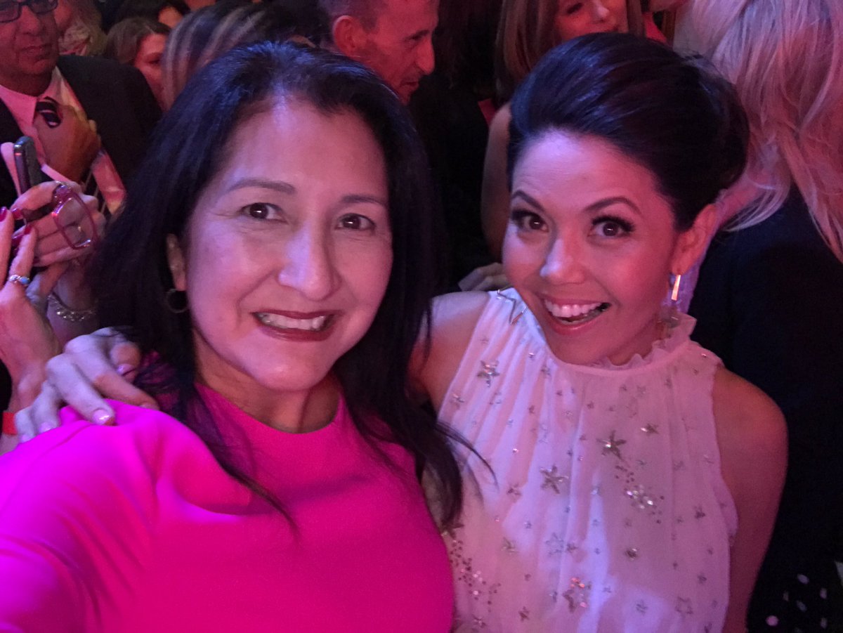sgiampetroni9's tweet photo. Supporting a cause personal to all. #Newsbash2018 #pressforthecure @OhMyGOFF @TonyPerkinsFOX5 @adamlongoTV @CHICKatNBCS https://t.co/cMV8DTRNaY