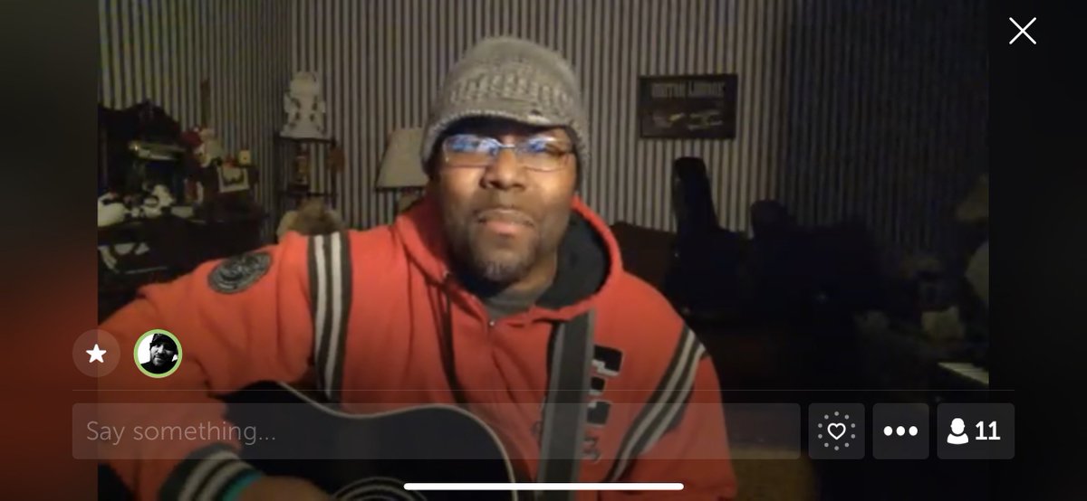 LayneToo's tweet photo. .@JeirisCook on #Periscope: 🎵🎵Moonlight tunes @sarahhwarren🎵🎵 #strumminonem #music #golive #showmeyo… https://t.co/3FqVrV4w39 https://t.co/Iq7TtdwZlp