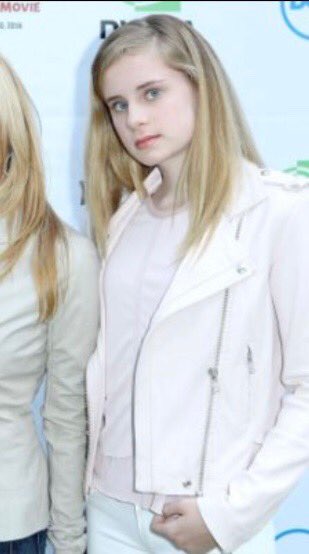 Fillyism's tweet image. I see it, bones of a model. Her parents (Camille &amp;amp; Kelsey) are short so Idk. Is fashion opting for celebrity kids over height and eating disorders these days? It will be fun to watch her career. #MasonGrammer