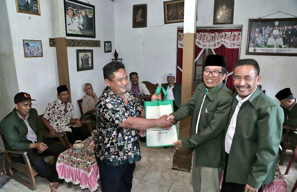Tim PPKKN UNISNU menyempatkan berkunjung ke home industri kopi Ds. Damarwulan, yg jg merupakan program binaan UNISNU Jepara sejak 2012. #kknunisnu2018 #jeparamempesona