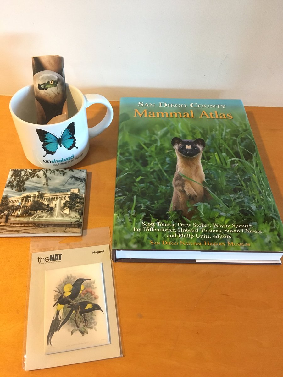 Sergio_concolor's tweet photo. These gifts will make me come back for the 2019 State of Biodiversity! Thanks @SDNHM #Gracias #TY 🙏🏽 #stateofbiodiversity #sdnhm #mammalatlas #scotttremor https://t.co/a5x5lXmgOU