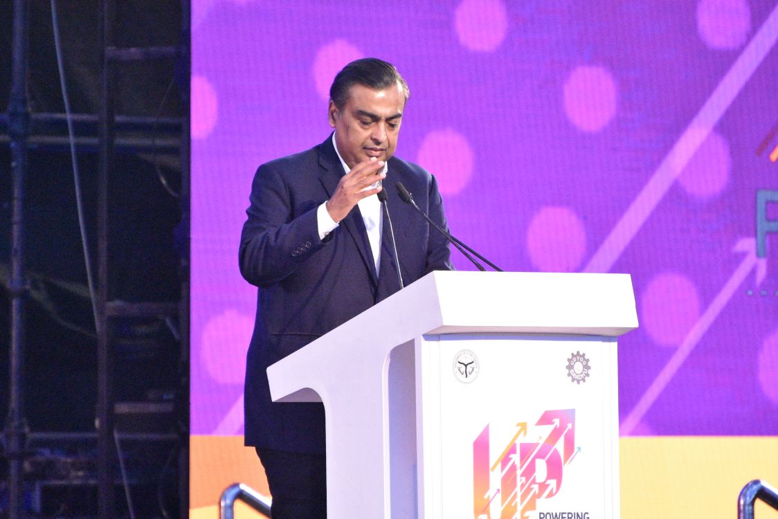 CMOfficeUP's tweet image. यूपी इन्वेस्टर्स समिट में रिलायंस इंडस्ट्रीज लिमिटेड के चेयरमैन श्री मुकेश अंबानी संबोधित किया। #UPInvestorsSummit