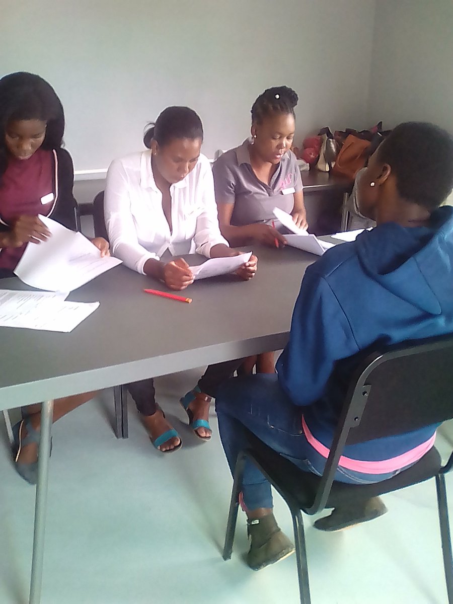 MokoenaMemory's tweet photo. #WonderFilledLearning #interviews @HuntDLC1 @yingisanikhoza @GwfOnline https://t.co/vxHtFkrYel