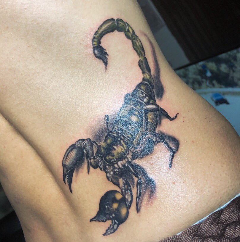 NotattooNolife's tweet photo. 彫り充💕😆💕
色飛びも無す
数年分駆け上がります😁👍
#彫しの #tattoo #刺青
#dinamicink #solidink
#realistic #勉強中 #彫り歴2年 https://t.co/wTN2yt22qr