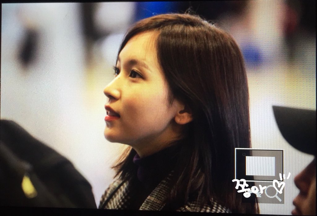 LovelyMINA37's tweet photo. 2018.02.21 #GMP 출국 PREVIEW

春のように🍃

#미나 #MINA #ミナ #名井南 #트와이스 #TWICE  #トゥワイス @JYPETWICE https://t.co/22wPVFHeLu