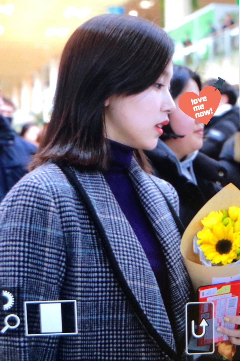 lovemenow_324's tweet photo. 180221 🐧🌼
 #twice #트와이스 #mina #미나 #ミナ https://t.co/HhX3EIIkGy
