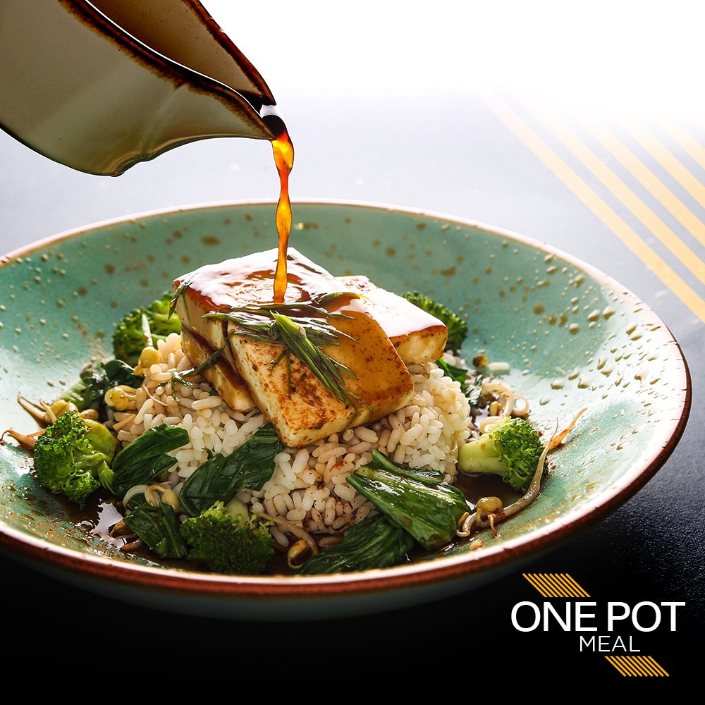 AkaBistroIn's tweet photo. Food should never be wasted, which is why our One Pot meals are ideal for a #corporatelunch. Quick, easy, tasty- and ideal for individual servings. No scope for over or under ordering. :)

#AKaBistro #Kalaghoda #SearedTofu https://t.co/mpFk6UNk2S