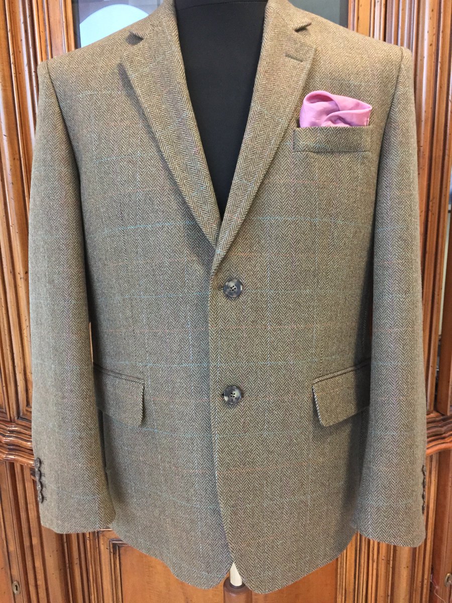 MFG_Florence's tweet photo. #303tuscans #ethicalfashion #tocfashionacademytuscany #award #awardingceremony #pittiuomo #pitti93 #pittiimmagine #ethical #fairtrade #sustainable #sustainablefashion #fashion #menswear #mensweardaily #menswearblogger #menstyle #italy #menstyleblogger #company #business https://t.co/202zL2H6BT