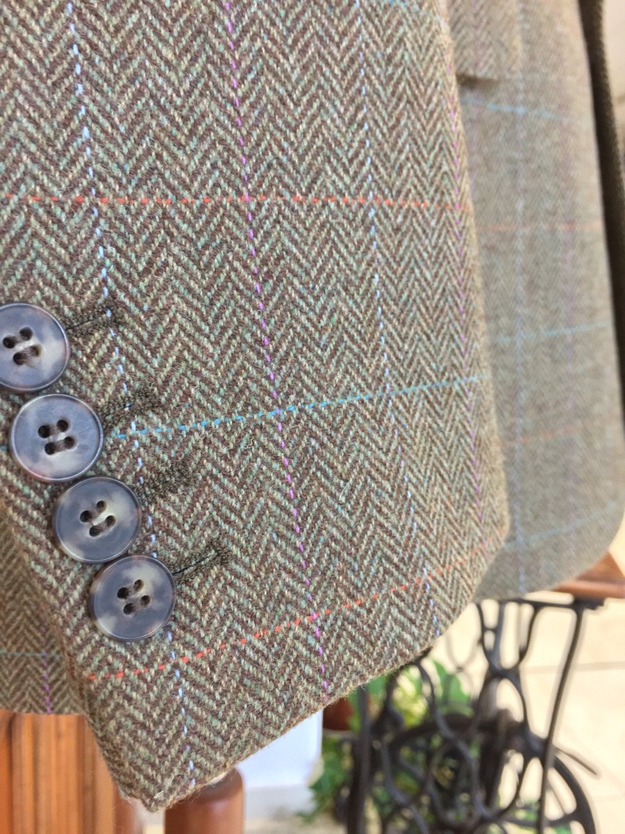 MFG_Florence's tweet photo. #303tuscans #ethicalfashion #tocfashionacademytuscany #award #awardingceremony #pittiuomo #pitti93 #pittiimmagine #ethical #fairtrade #sustainable #sustainablefashion #fashion #menswear #mensweardaily #menswearblogger #menstyle #italy #menstyleblogger #company #business https://t.co/202zL2H6BT
