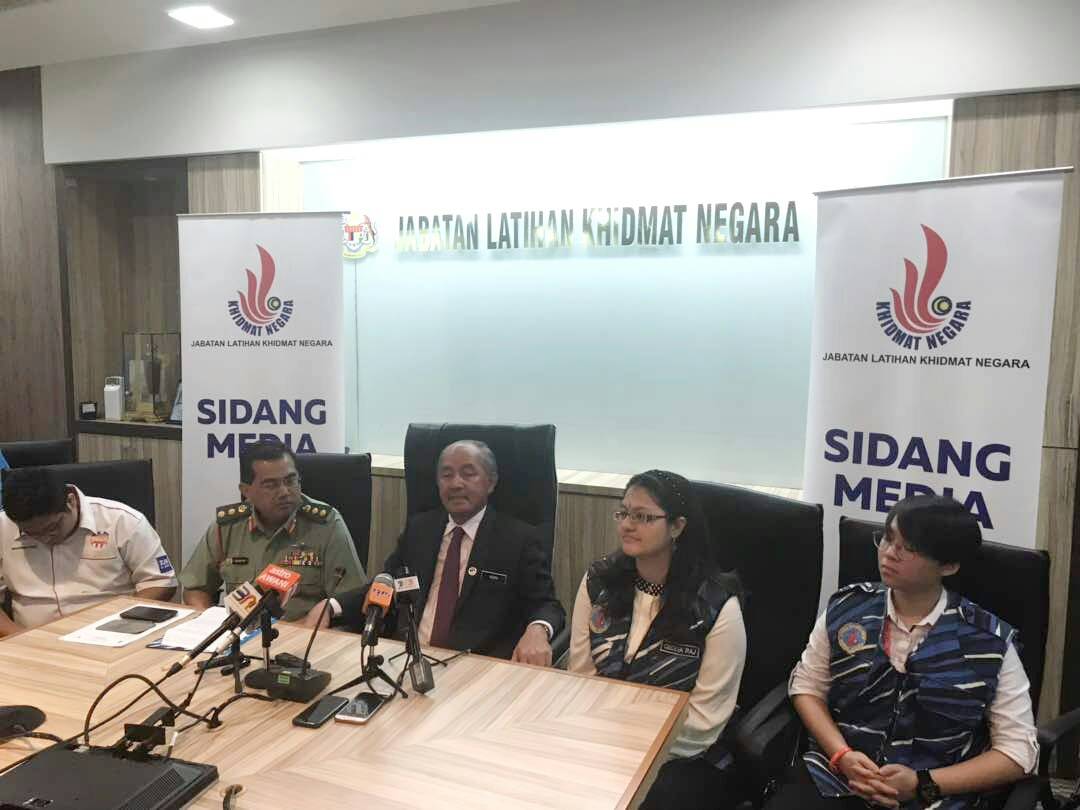 cecilia5426's tweet photo. Sidang Media di JLKN. We love PLKN. We love our country, Malaysia. 
#NegarakuMalaysia #DutaBSKN #PLKNPadu #BSKNBest 
@HishammuddinH2O @zeekay15 @kp_jlkn @H2OComms https://t.co/GVXwhhV6w9