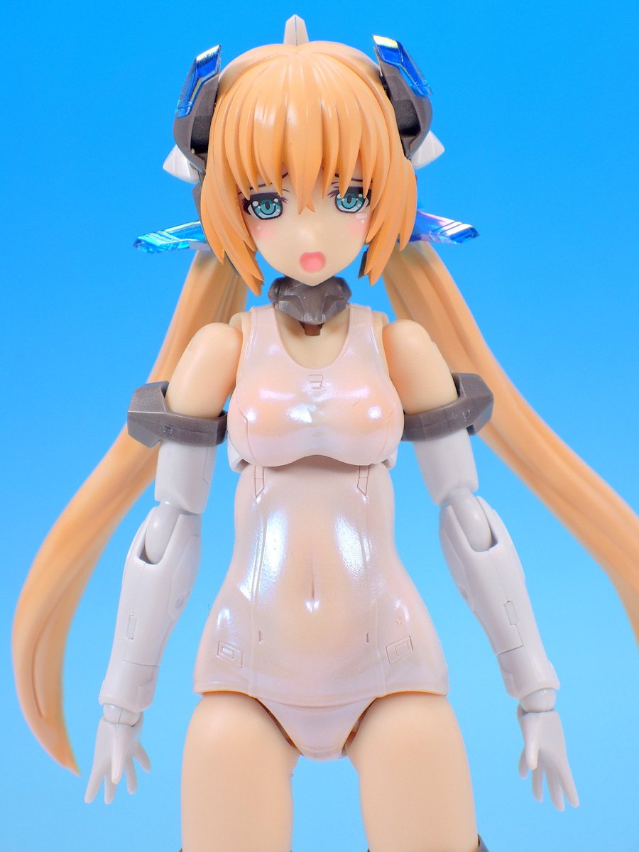 Yoおじ 透け塗装について日夜勉強している私が試した方法をご紹介です １ ウェザリングマスターのみ ２ ウェザリングマスター クリアコート Mr クリスタルカラー ３ 下地をフレッシュで作ってからクリアホワイト系で重ね塗り Mr クリスタルカラー ４