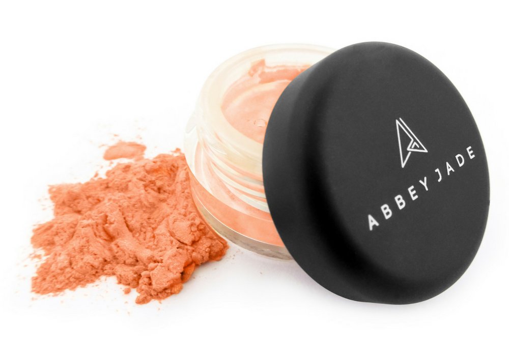 There’s a beautiful warmth & fun edge to our Mineral Eyeshadpw Powders. Try a splash of colour this summer with 12b Gumnut Blossom, just one of our vibrant shades.

#warmshades #brighteyeshadow #orangeeyes #orangetheory #summerfun #makeupaddict #lovethelittlethings #summermakeup