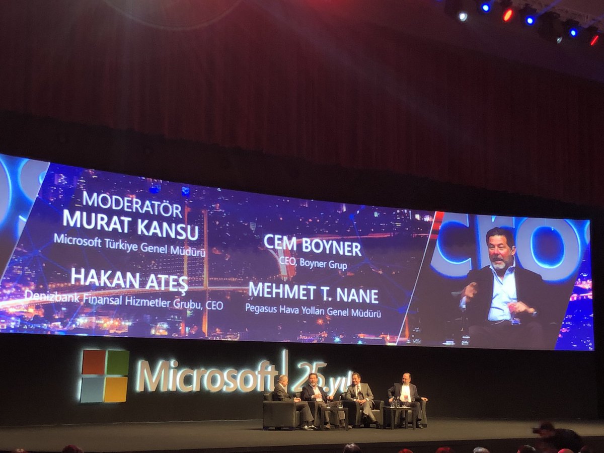 Yalnızca konuşmalarını değil, duruş ve aksiyonlarını da beğeniyorum.  <a href="/cem_boyner/">Cem Boyner</a> <a href="/mtnane/">mehmet tevfik nane</a> #hakanates #TeknolojiZirvesi2018