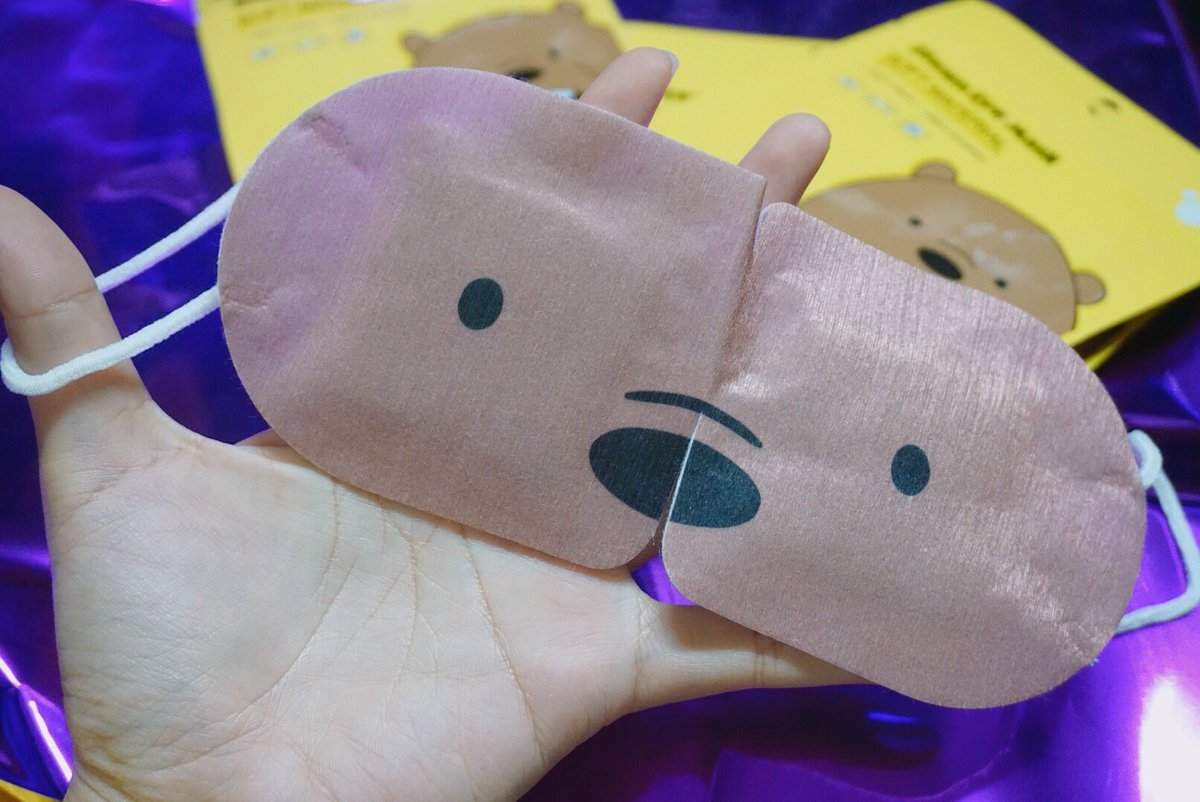georgiehae's tweet photo. ใครที่ตาล้า ใช้สายตาเยอะ อยากให้ลองผ้าปิดตาอุ่นๆ ของminiso 🐻💕สบาย~ อุ่นกำลังดี ที่สำคัญคือมันน่ารักใส่ละเปงคูมหมีเยย 😳 ปล. ฟลว.ที่รีทวิตนี้เค้าแจก 1 รางวัล(2แผ่น) 🤗 #HowtoPerfect #ไว้รีวิวห้ามขายของโว้ยย #จอรีวิว #รีวิวminiso #แจก https://t.co/XvhxrLxi4T