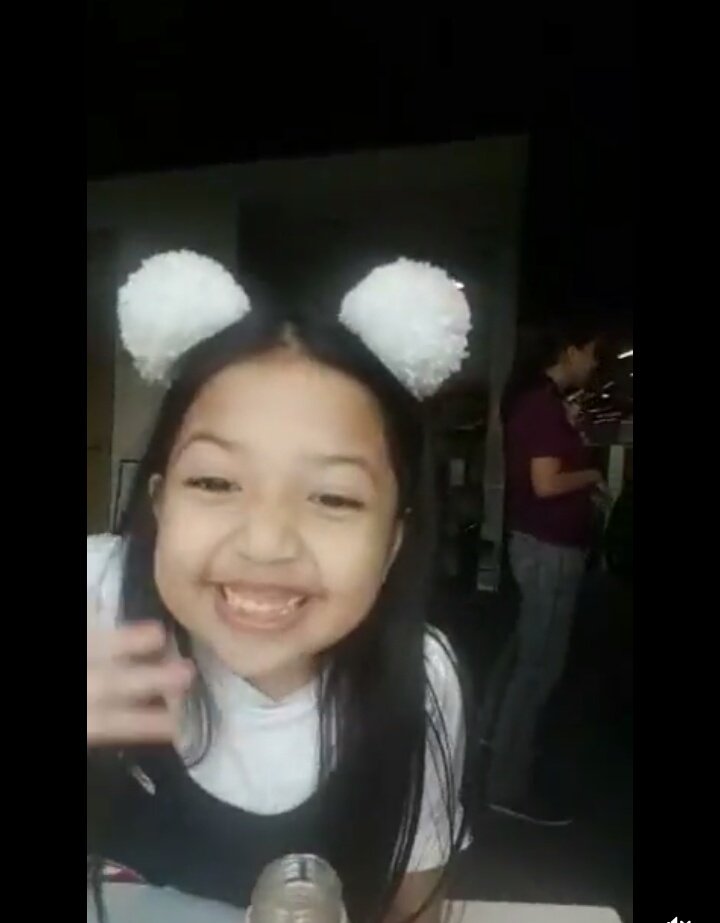 elianatic's tweet photo. ang kulit mo dto baby tamtam ko haha miss ko n yang ngiti mo at pati pisngi mo miss u lab u 😘😘😘 https://t.co/RjMeIYXCKQ