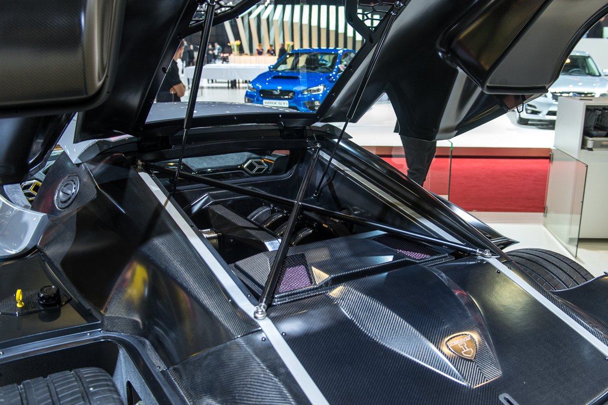 SVR_UK's tweet photo. At the heart of the @ZenvoAuto TS1 is an in-house developed, lightweight, twin-supercharged, 5.9L V8 developing 1,100bhp. https://t.co/PEVMhGnLEo