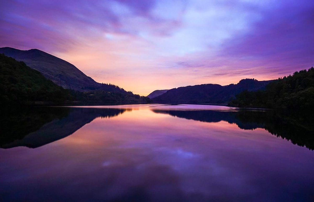Sirs and Madames of the supporting parties. I present to you, my middle finger... 

You can zip down that all you like! 😉

#ZipOff #LakeDistrict #Cumbria #NotJustLakes #StormHour #TheResistance #ThePhotoHour