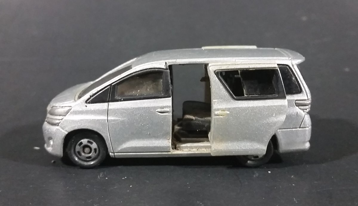 grey vans car
