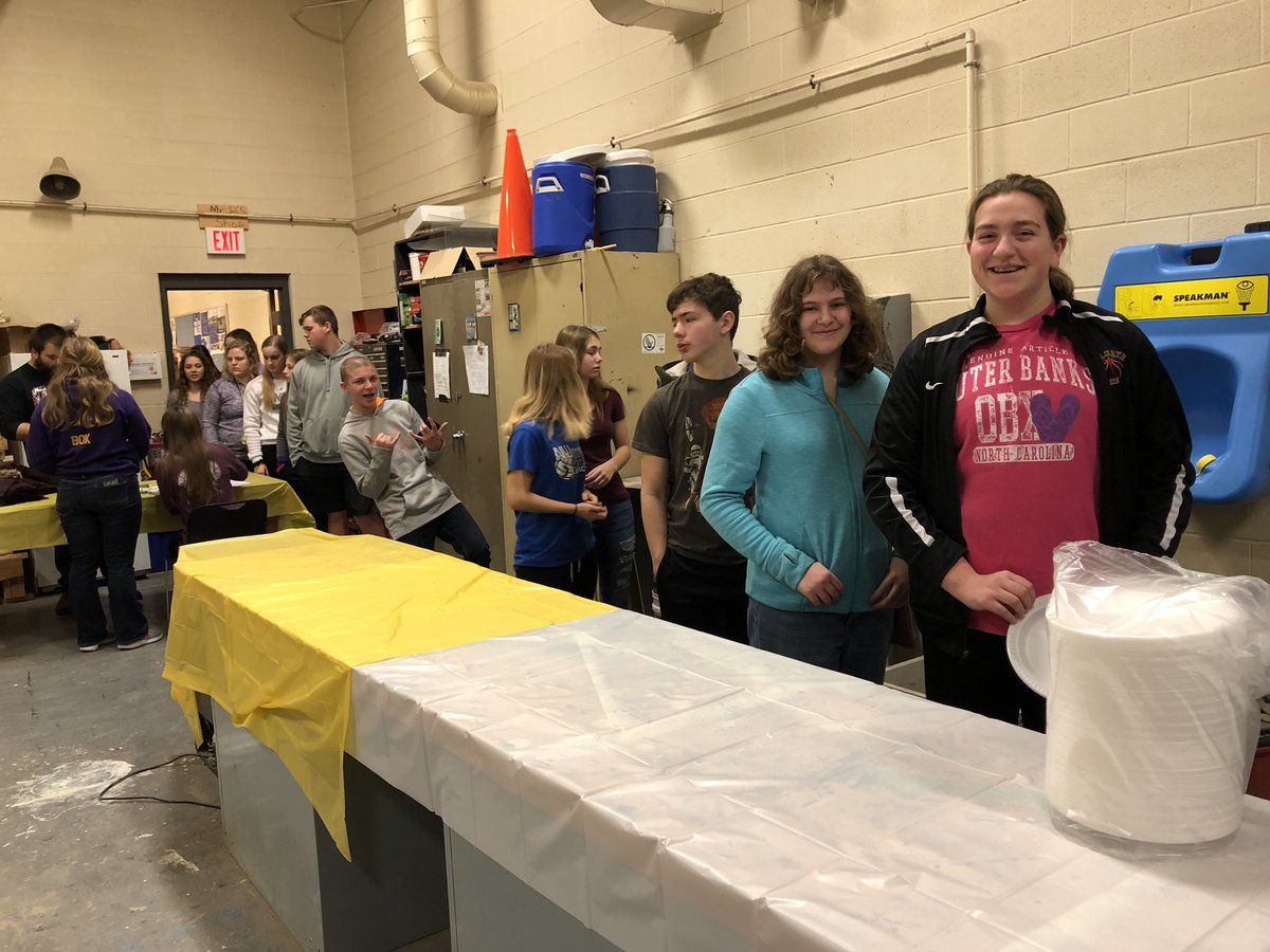 HolgateFFA's tweet photo. We love the pancake man!🥞🐯💙💛#FFAWeek18 https://t.co/wdyTVeJ2aH