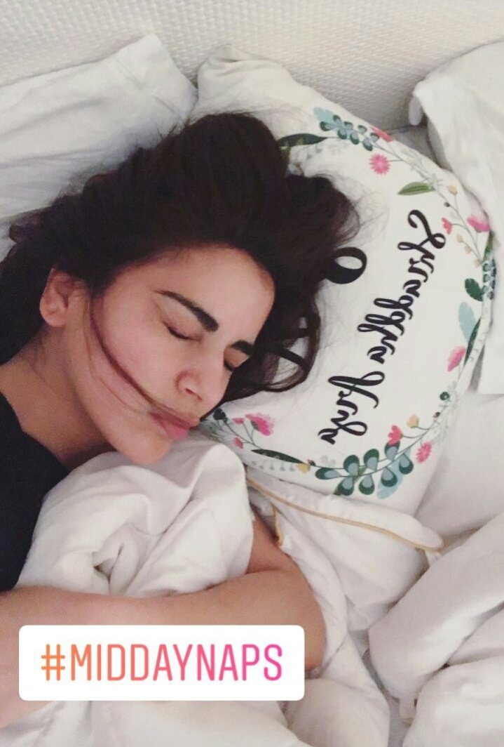 dheeraj_shraddh's tweet photo. 😍Cuttness @AryaSmilesa 😙💕 #MIDDAYNAPS 😪 https://t.co/768n9aHVvE