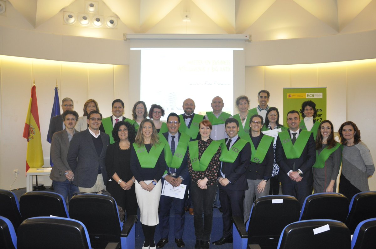 marisolalcala's tweet image. Hoy clausuramos la Fase Presencial del Master en Business Intelligence y Big Data @eoi #mbigdata