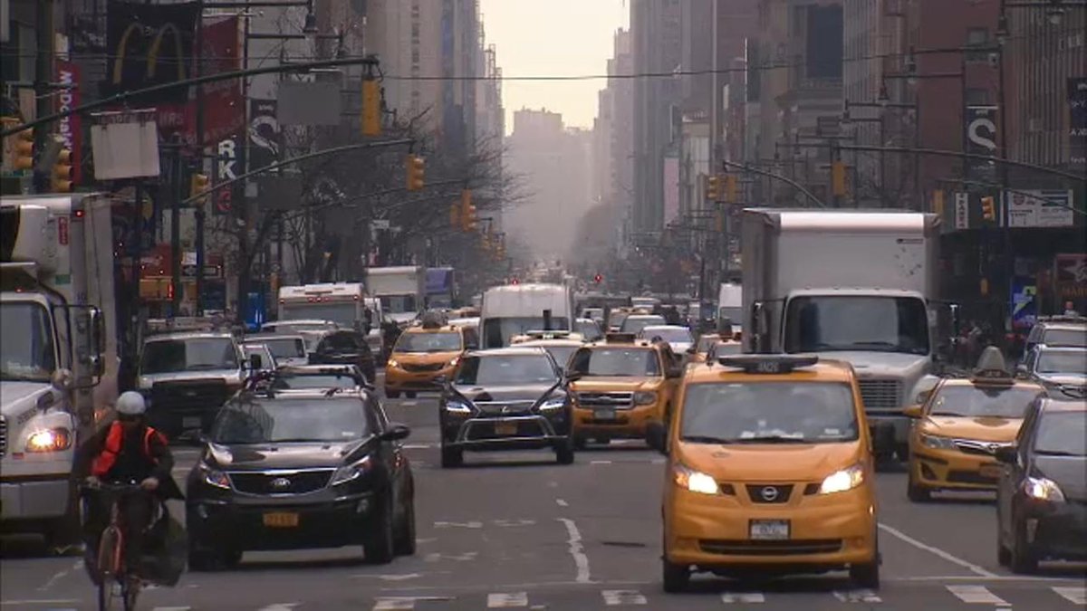 TransitAccident's tweet photo. 7 On Your Side uncovers #safetydefects in for-hire #vehicles https://t.co/ltVh151wDQ via @ABC7NY https://t.co/EGKLo5HIjS