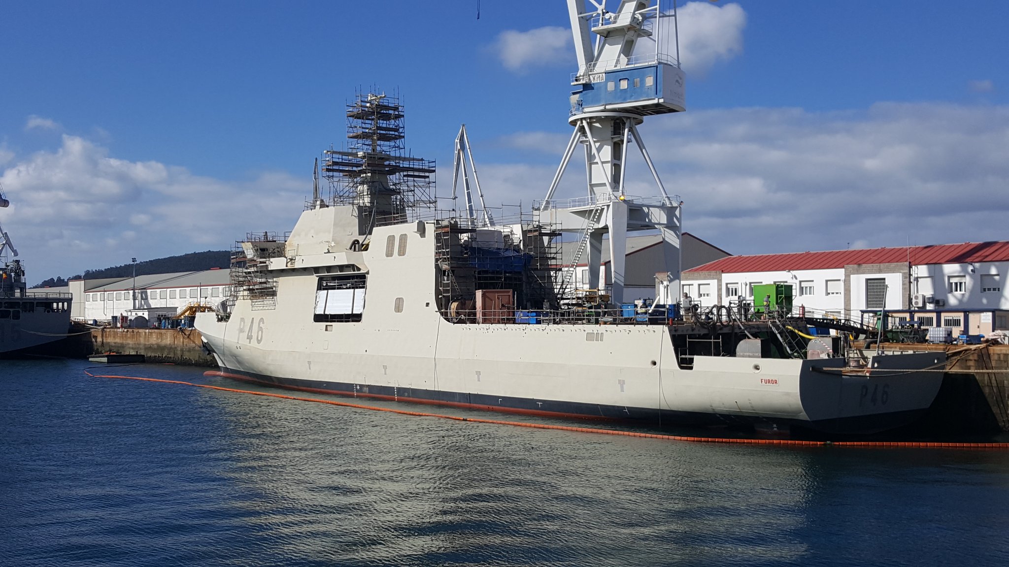 DWj8e38WsAEzecw.jpg:large