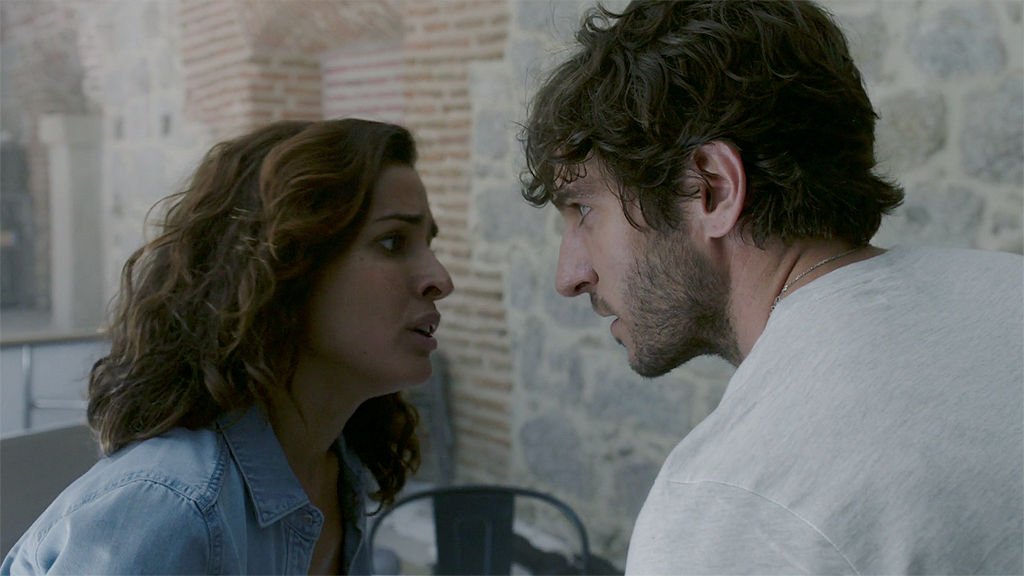 Arriesgar tu vida para salvar la de los que más quieres: ¡la muerte más impactante de #ElAccidenteFinal!😱
bit.ly/2ooZlKy