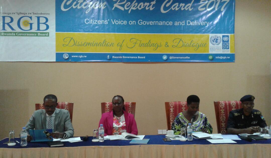 GovernanceRw's tweet photo. Today, @GovernanceRw met officials from @CityofKigali and its districts in a dissemination workshop of #CRC2017 findings. #CRC is an annual publication that gauges the levels of community satisfaction with regard to services rendered at the grassroots level. @ashyaka https://t.co/7yjBN45nJx