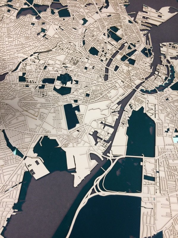 KajsaPaludan's tweet photo. Hvor vil du gerne have mere natur i København? Kom og gør det interaktive 3D-kort grønt og blåt 🌳Kortet er lavet af naturbaserede entreprenører og kunstnere fra netværket bag @naturibyen. Udstilling åbner fredag kl. 15-17 på Regnbuepladsen.

#dkgreen #dknatur #dkpol #dkmedier https://t.co/d9j61WG2lF