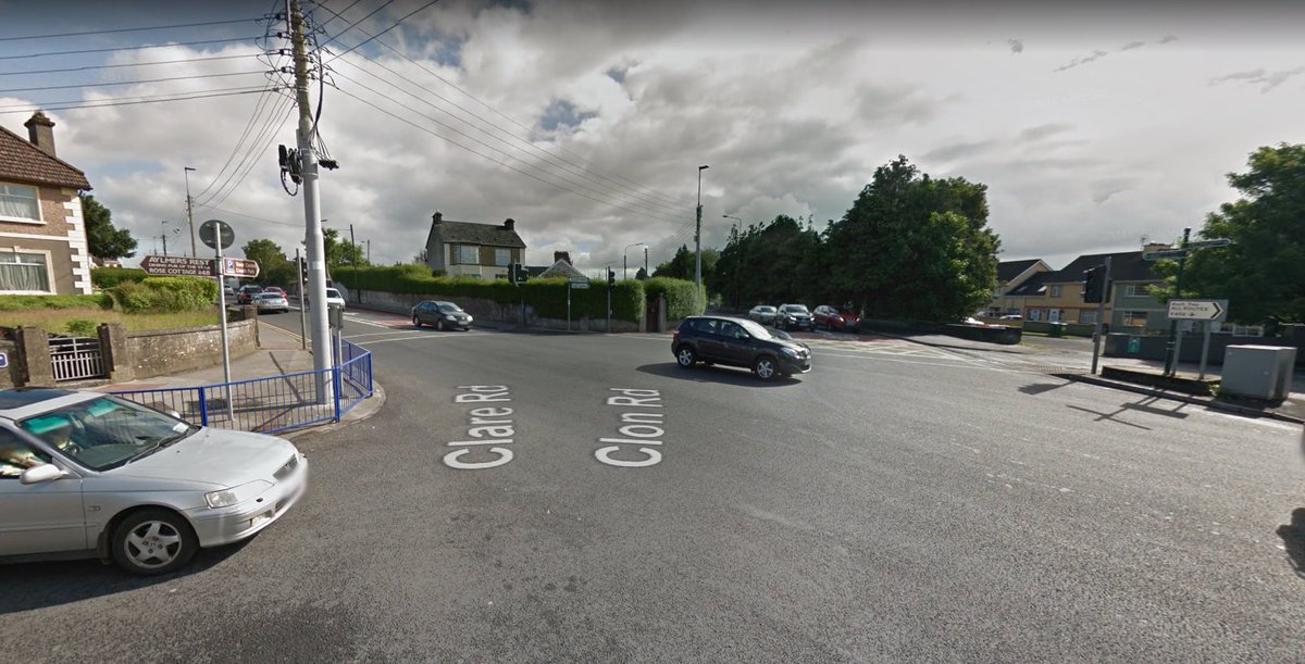 ClareCoCo's tweet photo. Traffic Lights are out at Captain Macs cross near St Flannan's College in Ennis. Motorists are urged to exercise caution until power has been restored. https://t.co/XHeYAdvu03