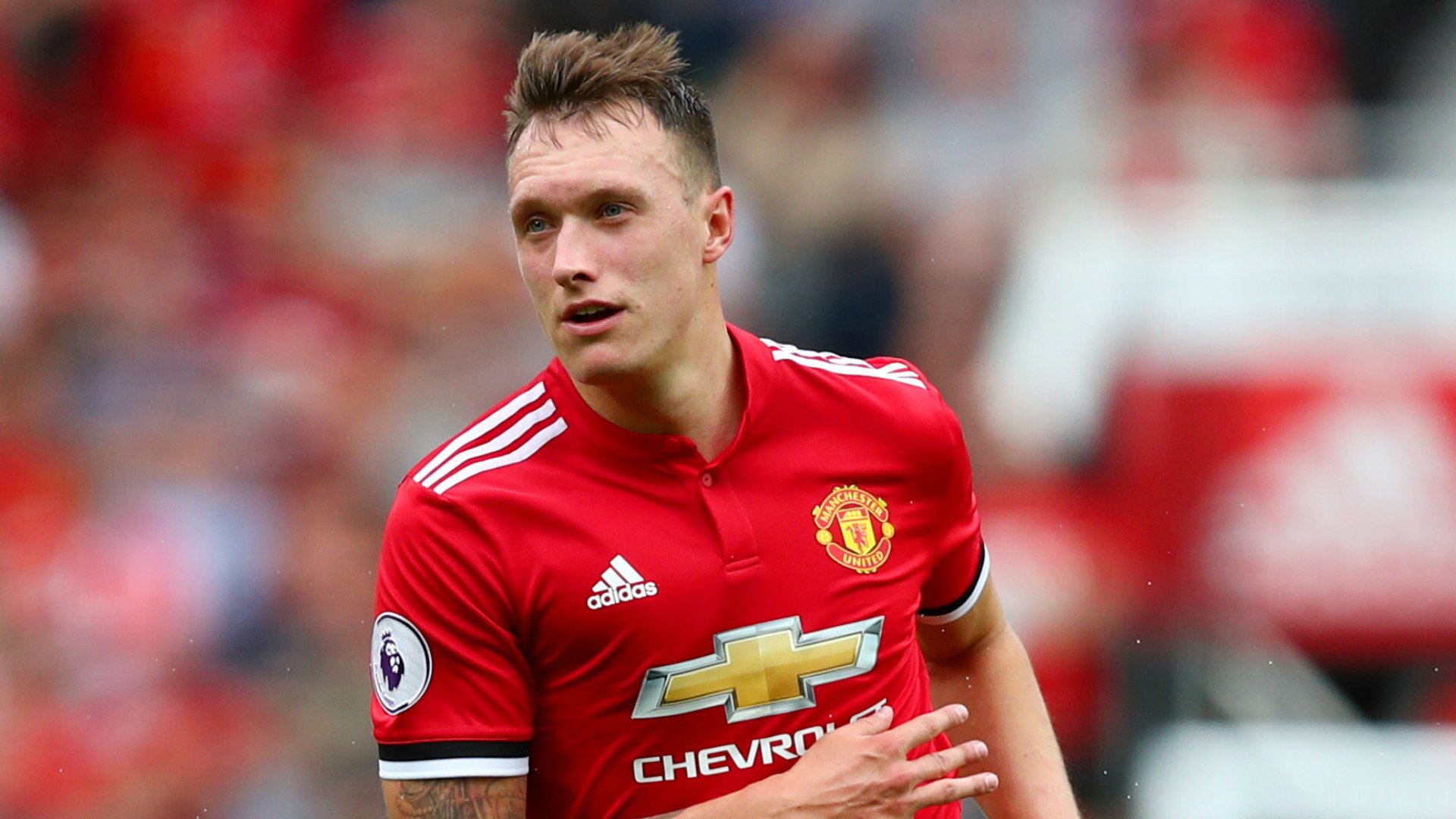 Happy Birthday to Phil Jones 

gets some unwanted stick at times imo 